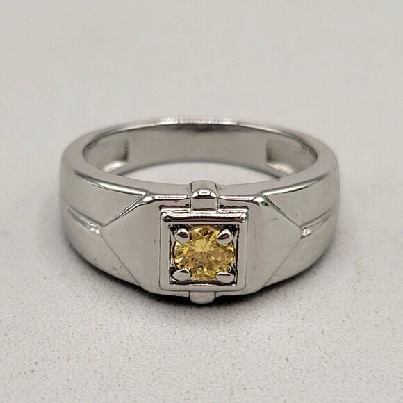 Womens Silver Tone Ring With Yellow Faceted Square Stone Size 7 - Picture 2 of 7